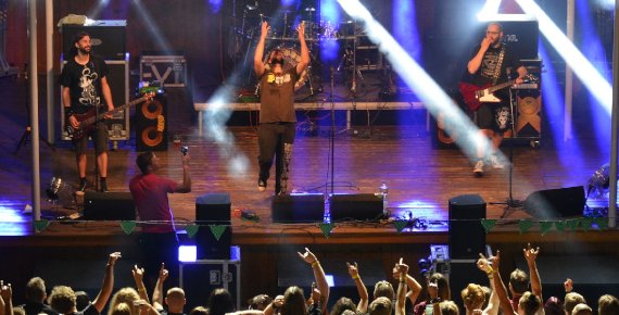 Lístek na DŘEVOROCKFEST 5.7.2019 v Dřevohosticích