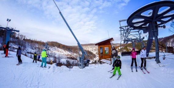 Celodenní skipas do Park Sportu v Hrubé Vodě se 4sedačkovou lanovkou