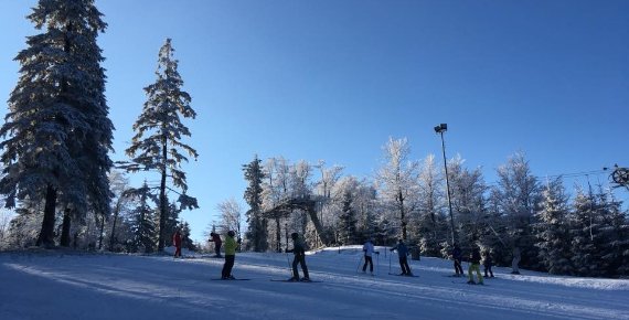 Celodenní skipas do lyžařského střediska v Makově - Kasárne Javorníky