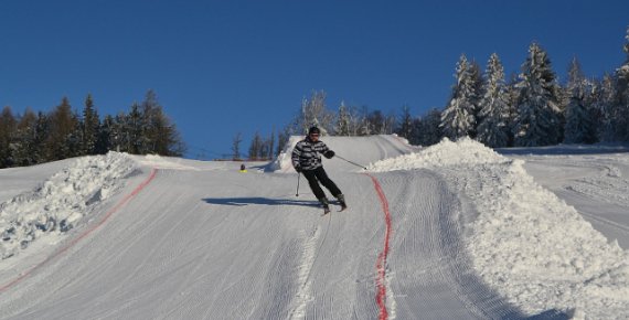 Celodenní skipas do Ski Areálu Čerťák v Jeseníkách