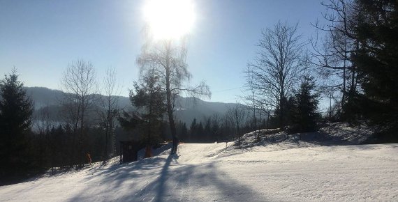 Celodenní skipas do ski areálu SYNOT KYČERKA