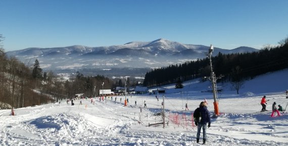 Celodenní skipas do ski areálu Opálená v Beskydech