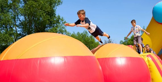 Vstupenka na rodinný festival Bezva Fest ve Slavkově u Brna 4.5.2024