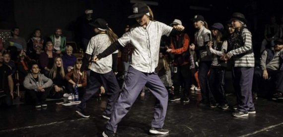 Libovolný taneční kurz v taneční škole Lola´s Dance