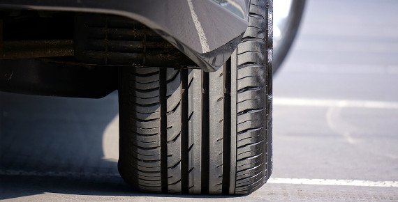 Přezutí pneumatik včetně vyvážení kol ve Staříči