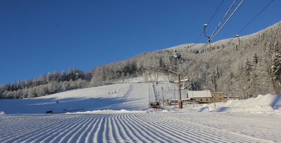 Celodenní skipas do ski areálu Opálená v Beskydech