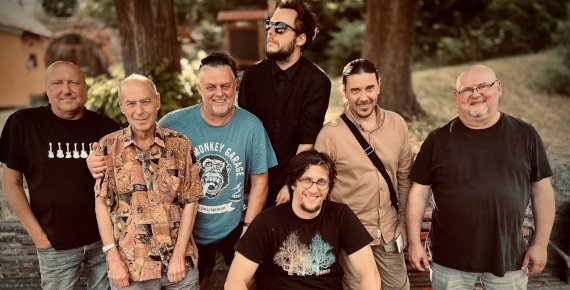 Lístek na hudební festival Dolnolhotský buben 31.8.2024 v Dolní Lhotě u Ostravy. Vystoupí Jana Kirschner, Buty, Tomáš Kočko a další...