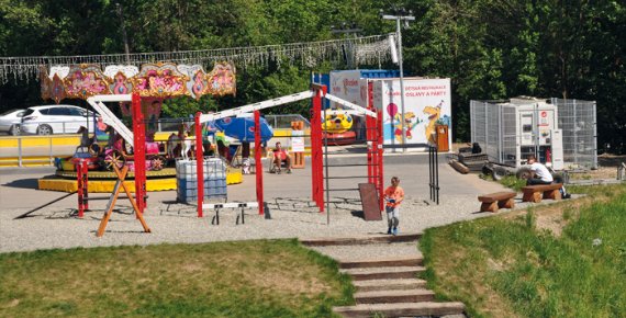 Vstup do dětského zábavného světa a minizoo Skalka Family Park Ostrava + 6 jízd autíčkem nebo na tubingové dráze