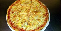 Velká a malá pizza dle vašeho výběru s rozvozem po Olomouci, Horce a Křelově