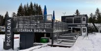 Lyžovačka ve Ski Aréně Karlov - celodenní skipas pro 1 osobu