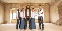 Lístek na hudební festival Dolnolhotský buben 31.8.2024 v Dolní Lhotě u Ostravy. Vystoupí Jana Kirschner, Buty, Tomáš Kočko a další...