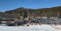 Lyžovačka ve Ski Aréně Karlov - celodenní skipas pro 1 osobu