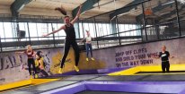 Zaskákejte si na trampolínách v JumpParku v Brně